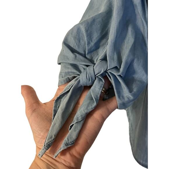 Style Envy Chambray Top Women's Size Medium Excellent very gently used condition - Picture 8 of 8